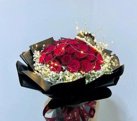 39朵玫瑰花语（探讨39朵玫瑰的花语以及象征意义）