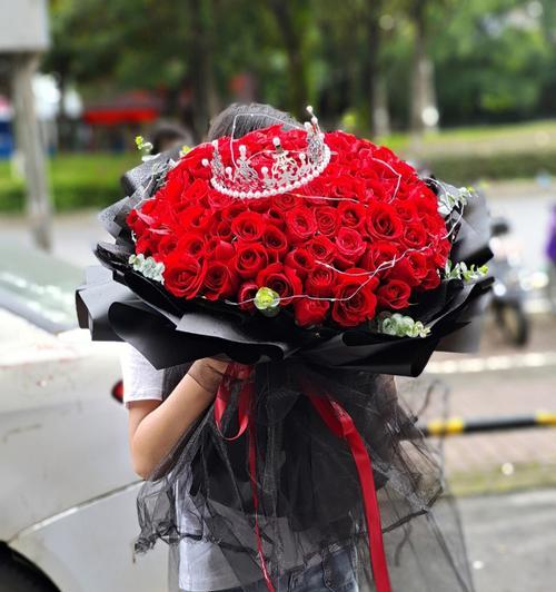 13朵玫瑰花代表意思是什么？13朵玫瑰的寓意是什么？