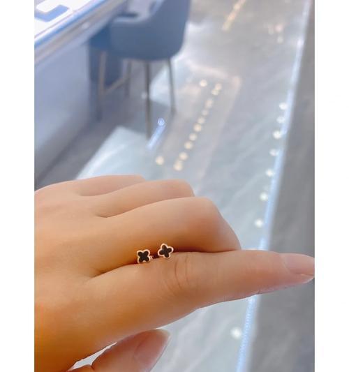 玫瑰金变黑后如何恢复原色？