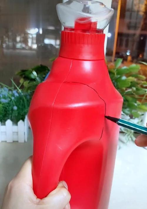 用吸管剪制花盆的简单方法是什么？如何保证美观？