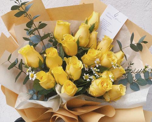 黄玫瑰花代表什么？黄玫瑰的花语有哪些含义？