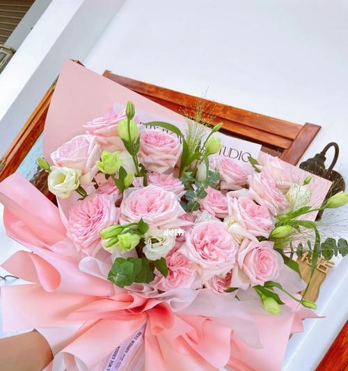 荔枝玫瑰代表什么含义？花语背后的爱情寓意是什么？