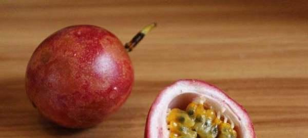百香果皮能食用吗？食用百香果皮的好处与注意事项是什么？