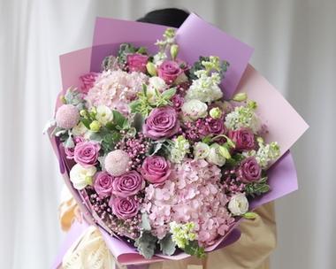 28朵玫瑰花代表什么？有特定的含义吗？