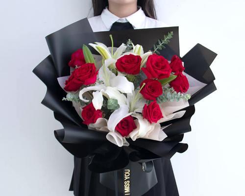 11朵粉玫瑰和百合混搭