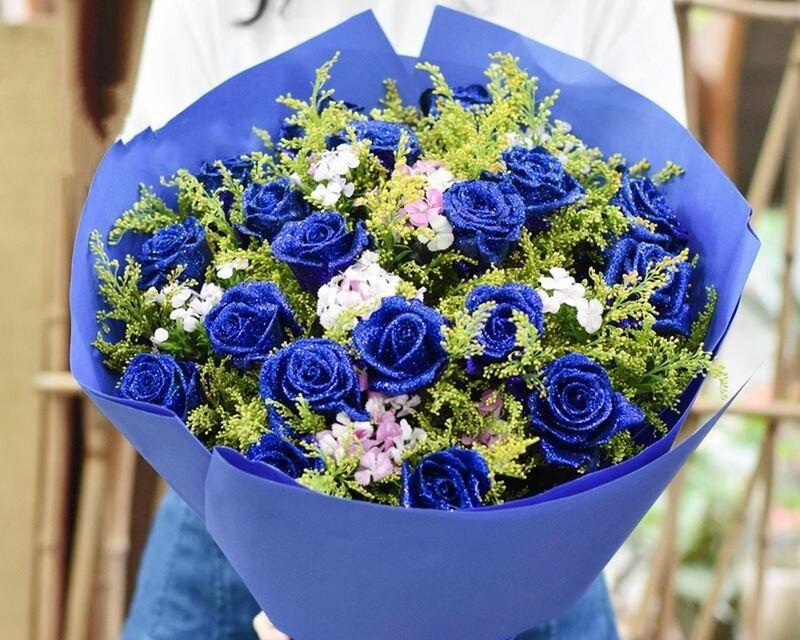 蓝色玫瑰花的花语有哪些含义？