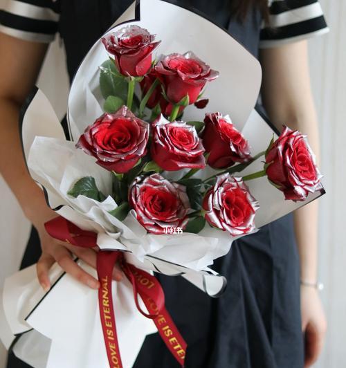 油漆喷过的玫瑰花如何养护？需要注意什么？