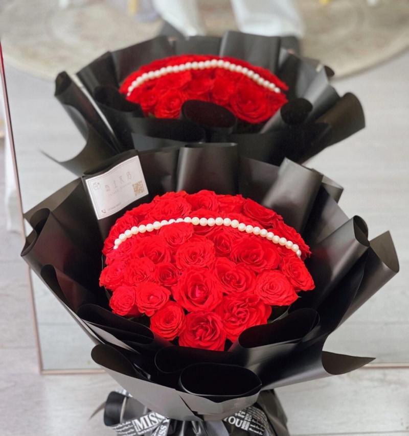 33朵粉玫瑰的花语是什么？它象征着什么？