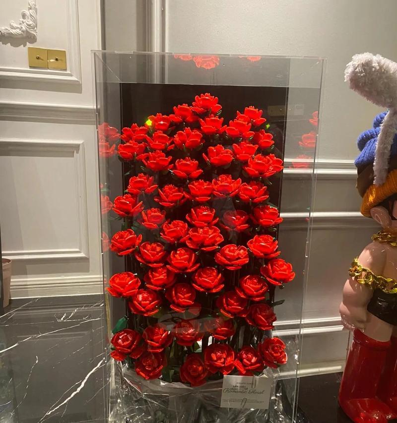 积木玫瑰花代表了什么？它在花语中象征着什么？