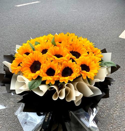 哪种花的花语象征爱与友谊？