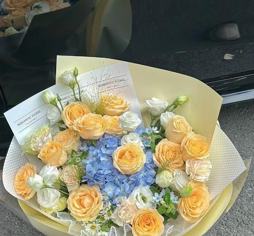 男生送花时的花语是什么？送花时男生通常想表达什么？