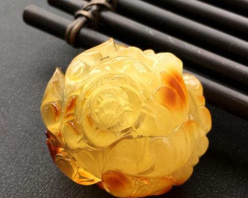 蜜蜡牡丹花的寓意是什么？牡丹花有哪些特别的象征？