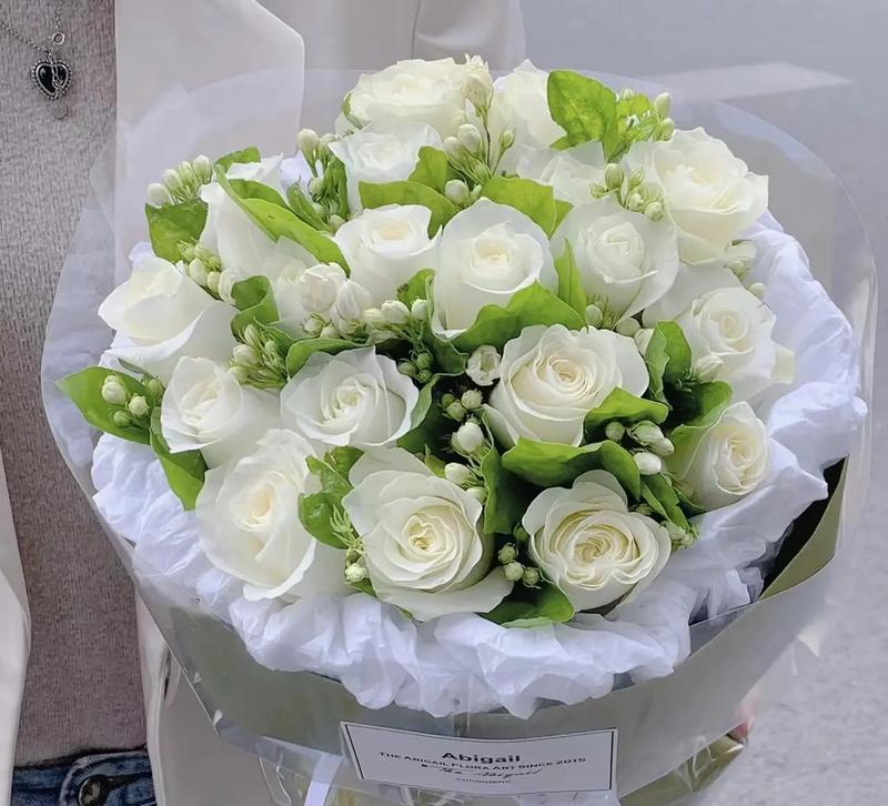 七夕送花束花语是什么意思？七夕节送花束有什么特别的含义？