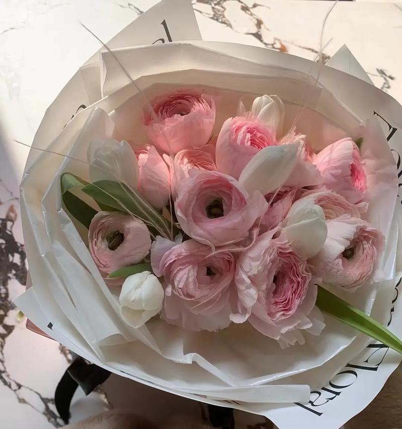这束花的花语是什么？它代表了哪种情感？