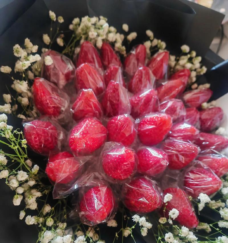 19颗草莓花束代表什么？草莓花束的花语含义是什么？