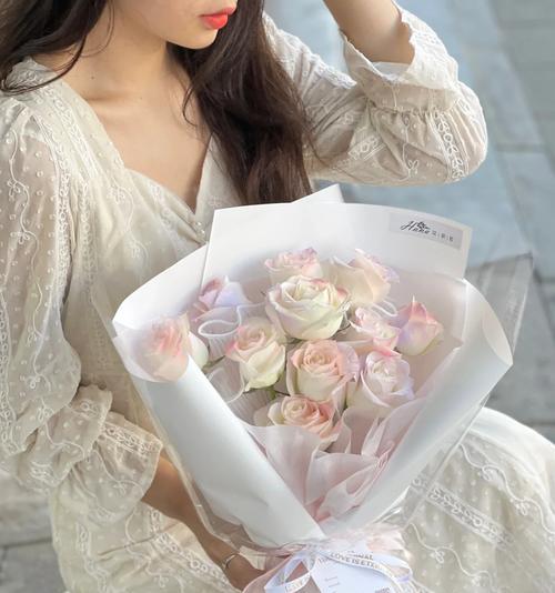 11束人鱼姬花束的花语有何寓意？