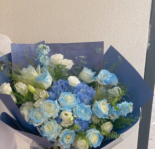 送很大一束花代表什么含义？花语背后隐藏的深层意义是什么？