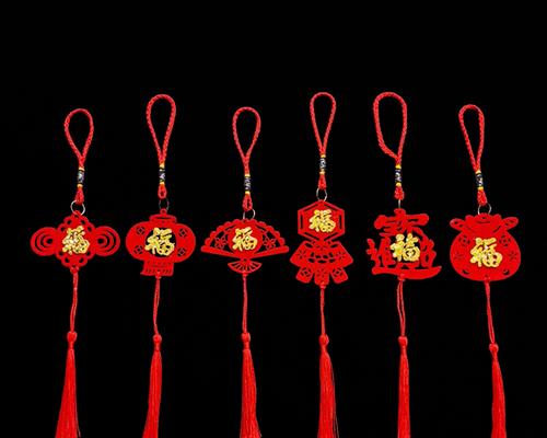盆景摆件红色灯的正确摆放方式是什么？