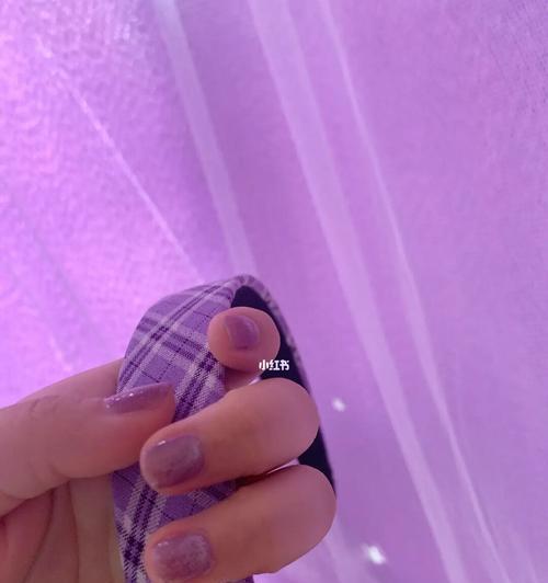 紫色美甲代表什么花？紫色美甲的花寓意是什么？