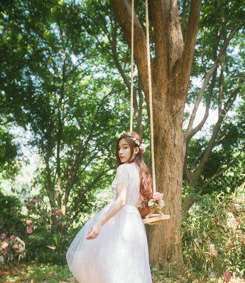 背手手捧花代表什么？背手手捧花的象征意义是什么？