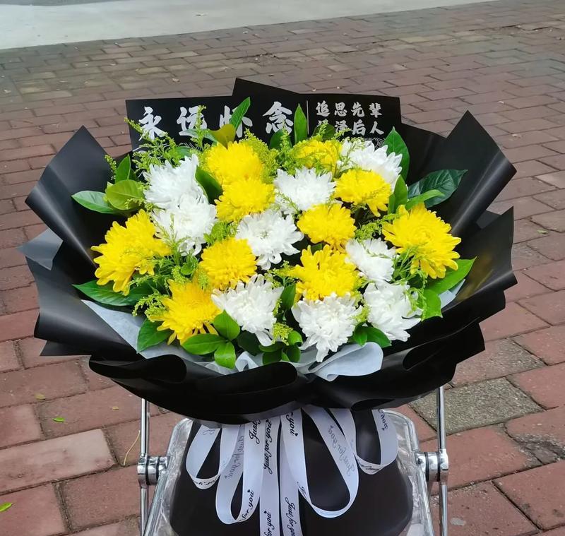 哪种花象征平安幸福？在花艺设计中如何应用？
