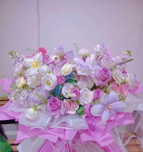 一束淡紫色的花寓意是什么？淡紫色花束象征着什么？