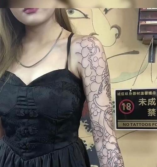 花臂如何象征爱情？花臂的花语代表什么？