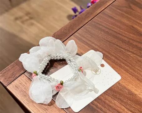 金色玫瑰花小皮筋象征什么？这种小皮筋的寓意是什么？