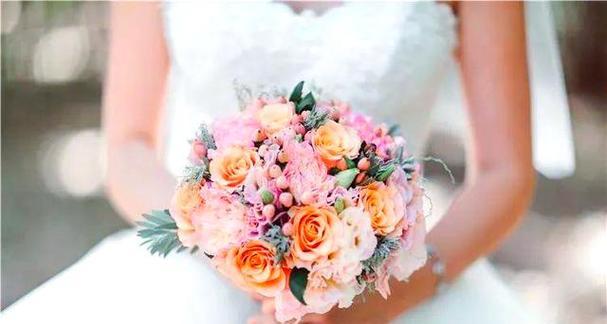 手捧花送给公婆有何深意？手捧花的寓意是什么？