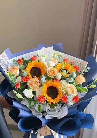向日葵在教师节的特别花语是什么？