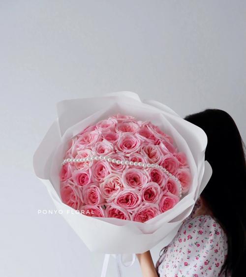 粉色玫瑰花送给老婆有何含义？老婆收到粉色玫瑰的意义是什么？