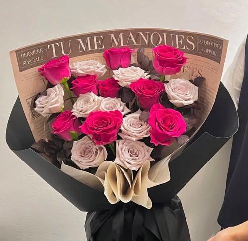 红黑玫瑰花手捧花代表什么？红黑玫瑰花手捧花的寓意是什么？