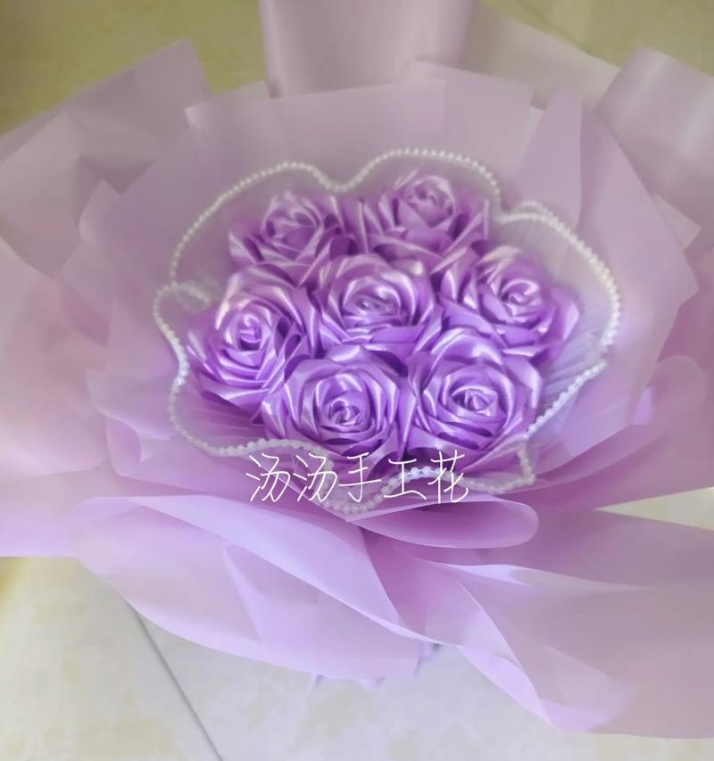 紫色花语花瓶代表什么？