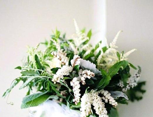 婚礼接到手捧花有何寓意？婚礼手捧花代表什么？