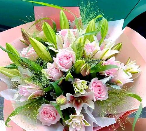 三八节送花和水果代表什么？
