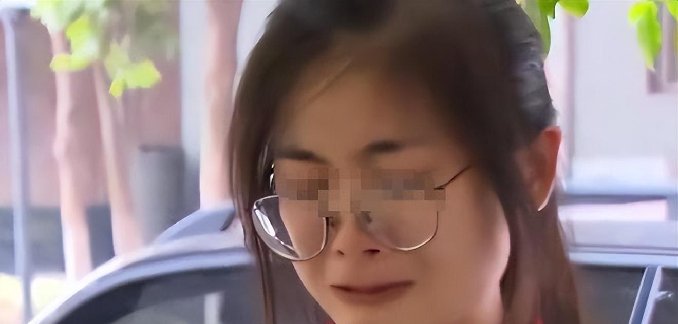 “不录取又何必羞辱我”！女孩被云南大学3字劝退，瞬间破防崩溃